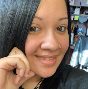 Meet your Posher, Taina